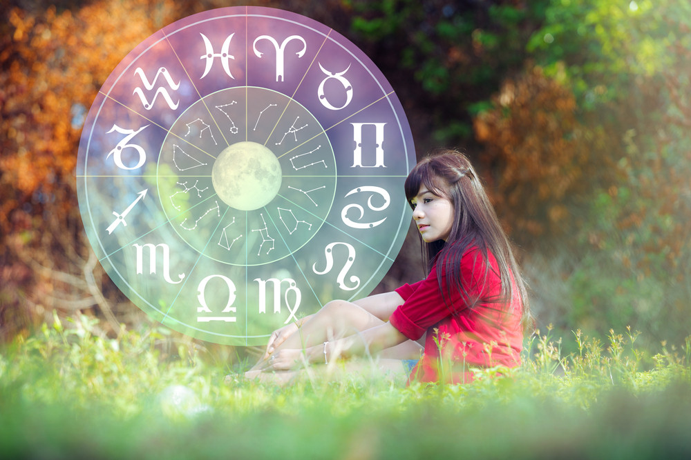 Astrologie: Foto: © Peach ShutterStock / shutterstock / #1902417808